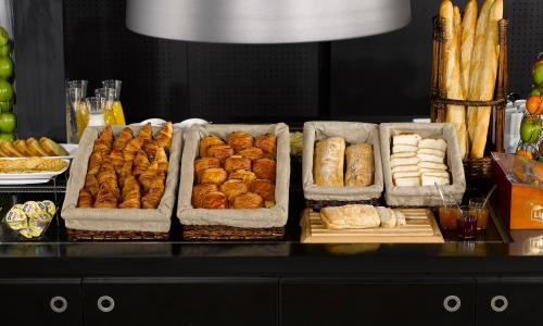 Campanile Reims Est - Taissy - photo 3