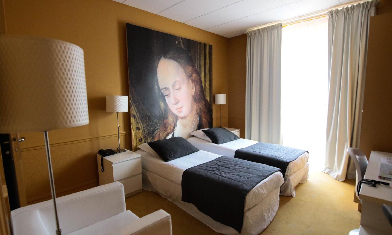 Foto dell'Hôtel Cecyl Reims Centre