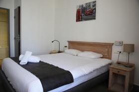 Brit Hotel Aux Sacres Reims, Centre Historique - photo 17