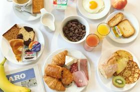 Brit Hotel Aux Sacres Reims, Centre Historique - photo 20