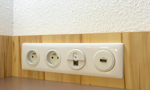 Brit Hotel Reims Croix Blandin - photo 3