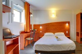 Brit Hotel Reims La Pompelle - photo 9