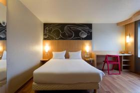 ibis Reims Centre - photo 15