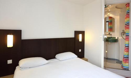 Brit Hotel Essentiel Reims Taissy - photo 3